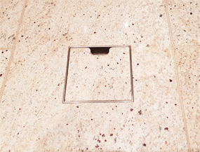 Befliesbare Bodeneinbau-Steckdose SQUARE 120 Eco